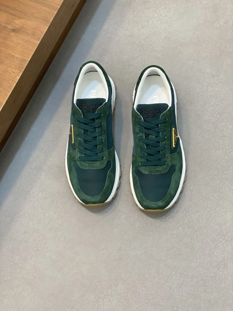 Flexible Prada Low Shoes 35352