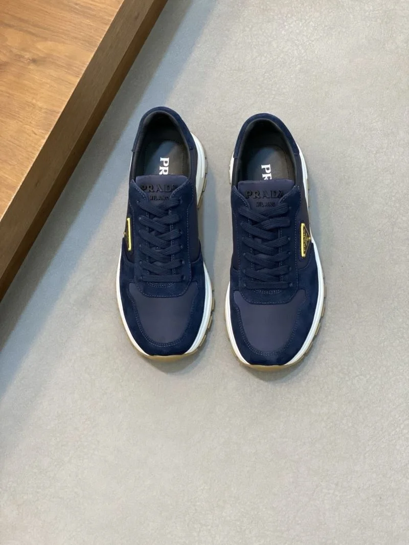 Prada Low Shoes Reliable 35375