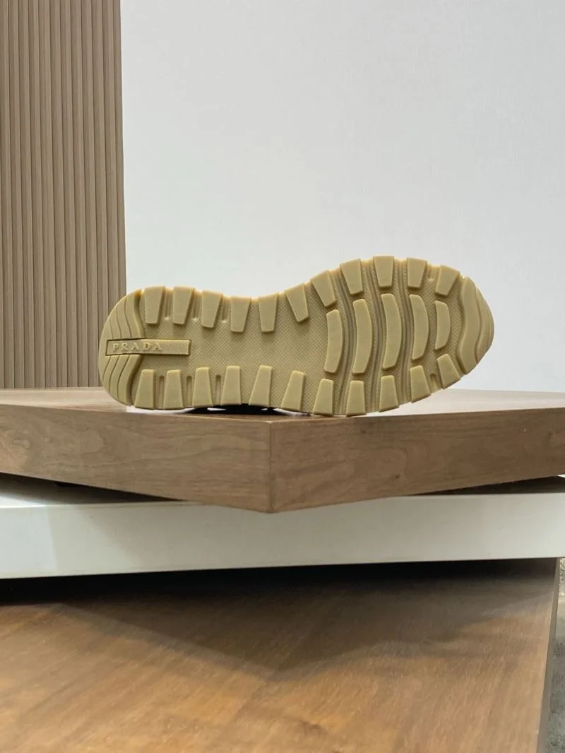 Prada Low Shoes Flexible 35374