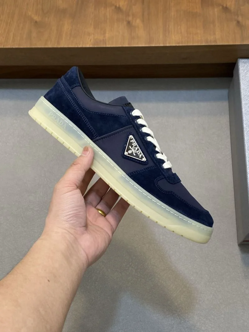 Timeless Prada Low Shoes 35347