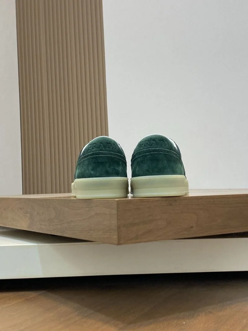 Prada Low Shoes FreshLook 35354