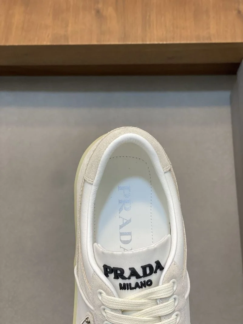 QuickDry Prada Low Shoes 35365