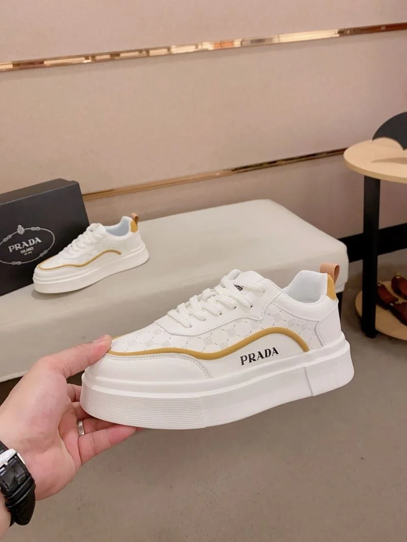 Prada Low Shoes Flexible 35376