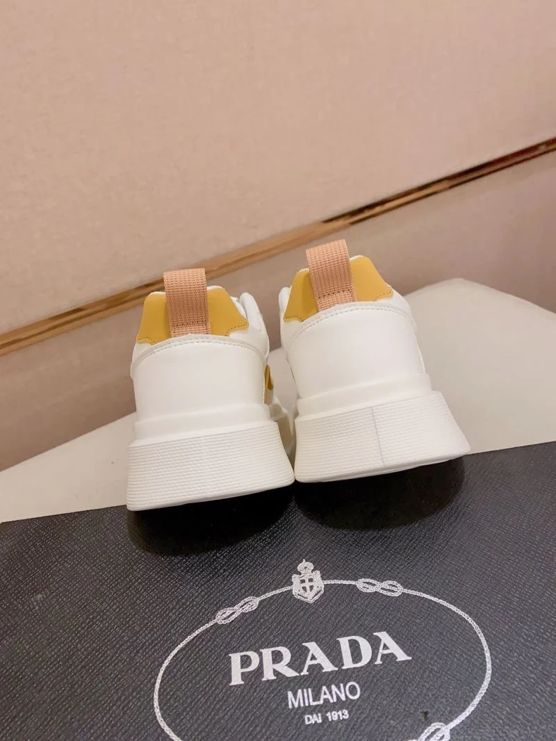 Prada Low Shoes Flexible 35376