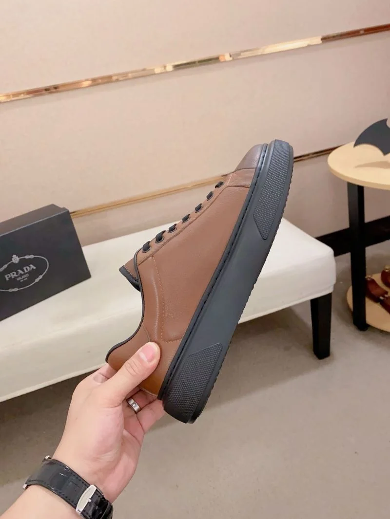 Prada Low Shoes Durable 35372
