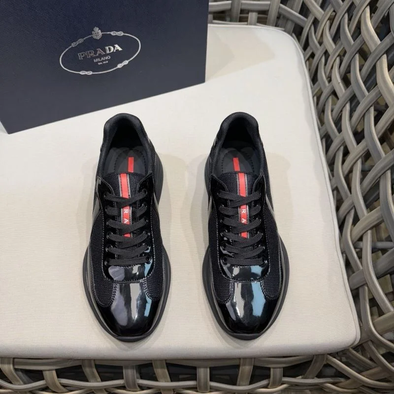 Casual Prada Low Shoes 35362