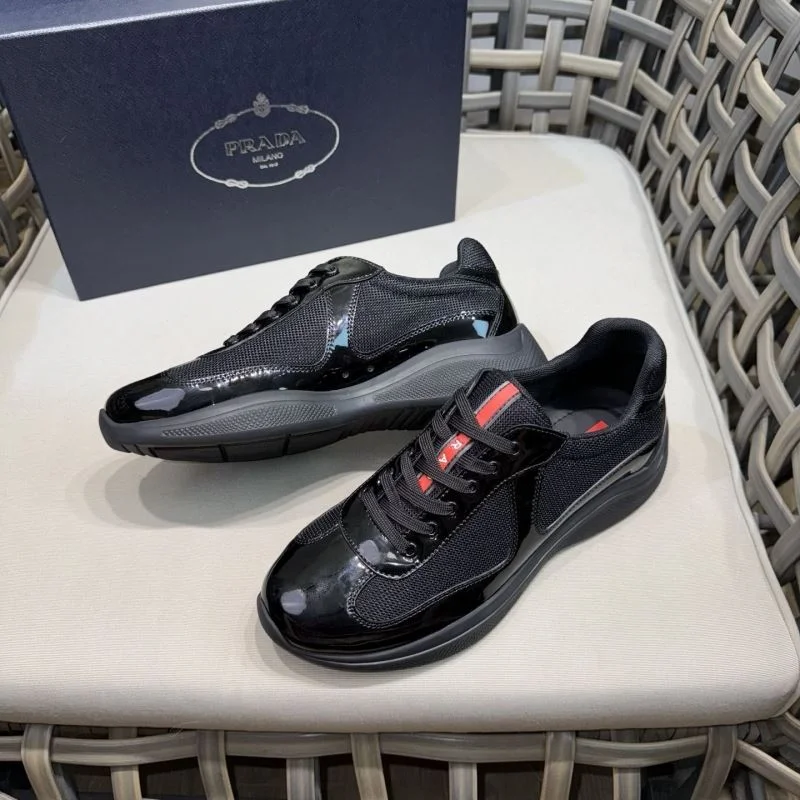 Casual Prada Low Shoes 35362