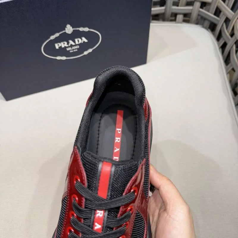 NewStyle Prada Low Shoes 35373