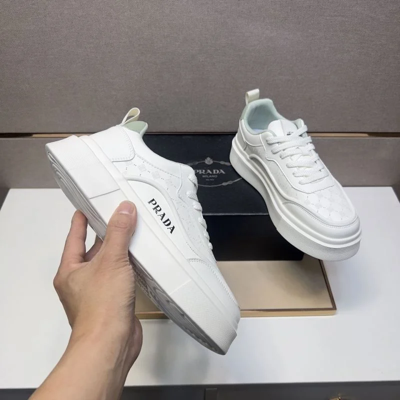 Prada Low Shoes FastDry 35342