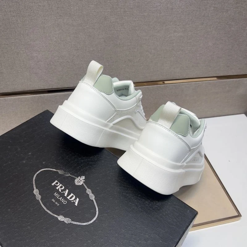 Prada Low Shoes FastDry 35342