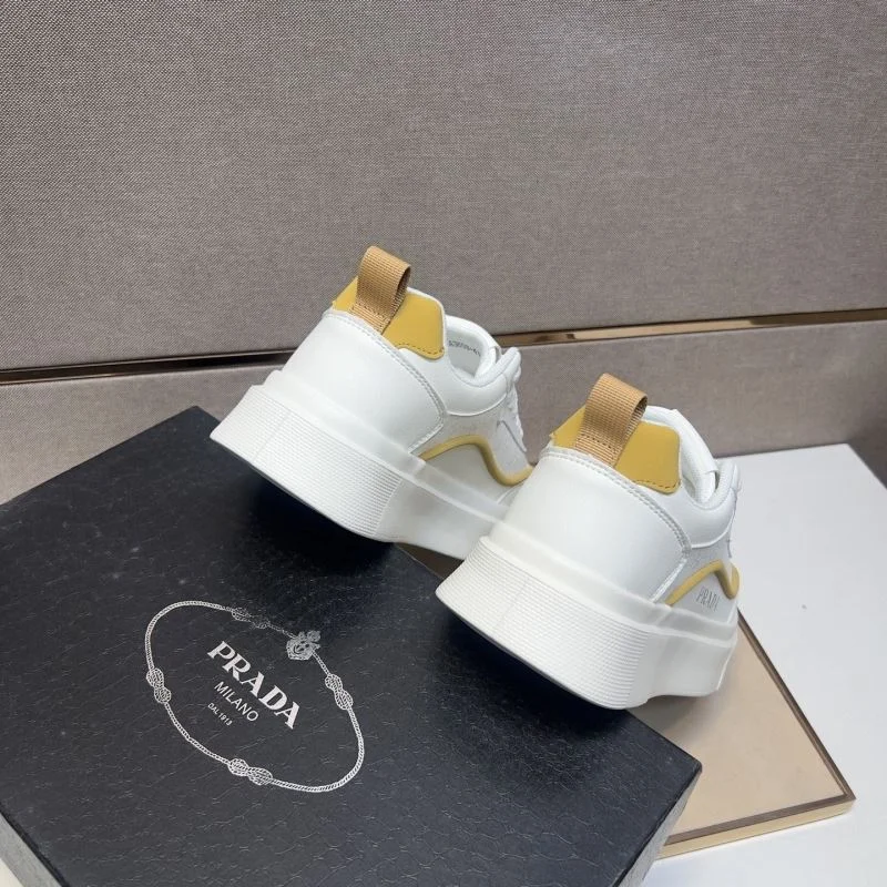Prada Low Shoes ModernLook 35341