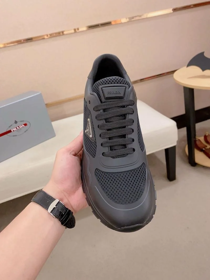 UrbanChic Prada Low Shoes 35330