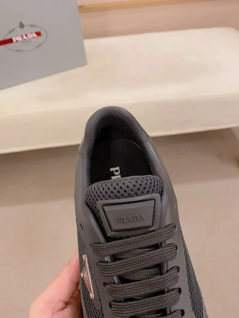UrbanChic Prada Low Shoes 35330