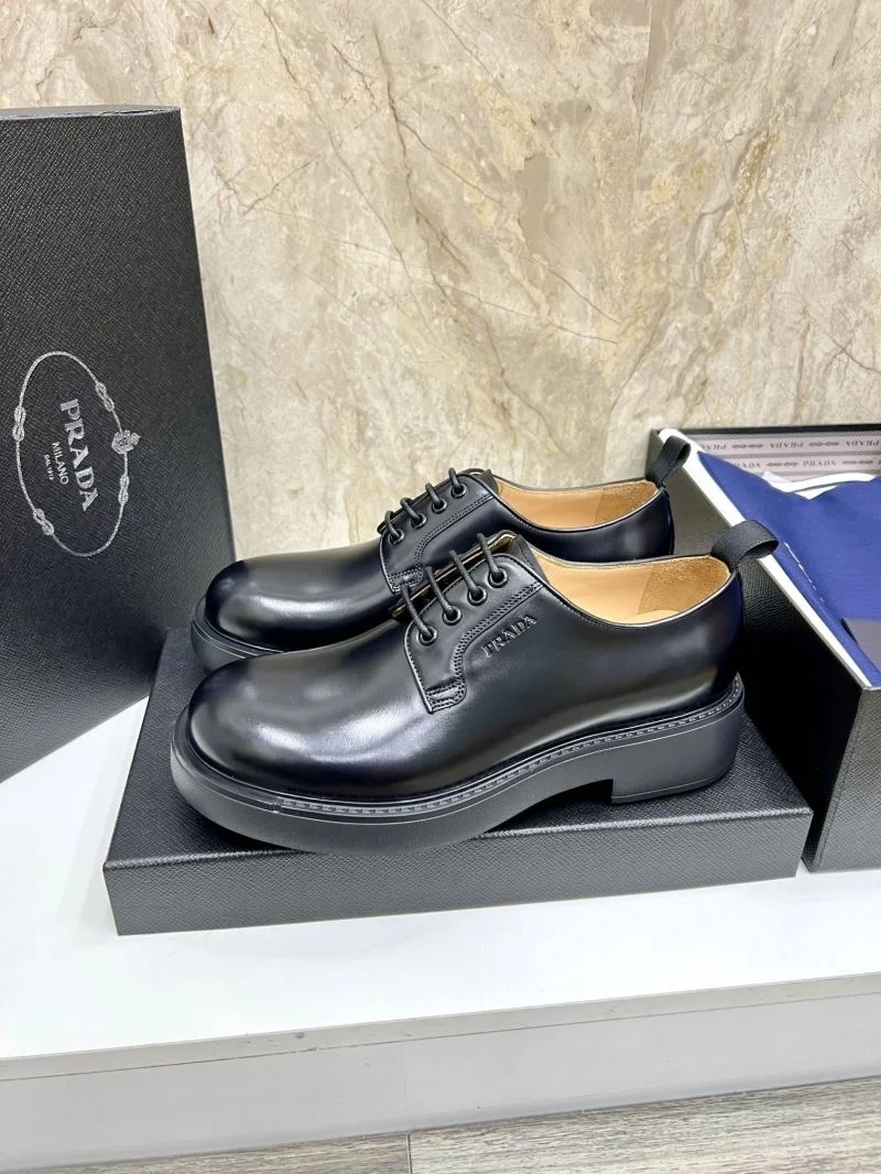 Prada Low Shoes UrbanStyle 35326