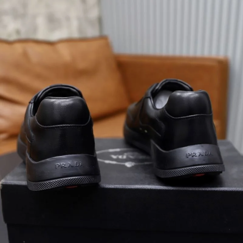Prada Low Shoes Lightweight 35336
