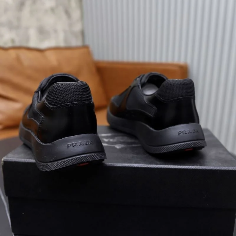 Prada Low Shoes Breathable 35335