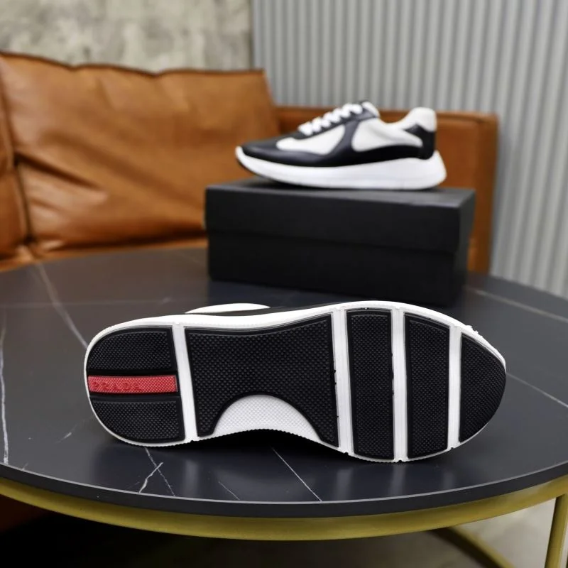 Prada Low Shoes ZipUp 35318