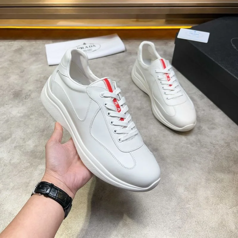 Prada Low Shoes Sleek 35327