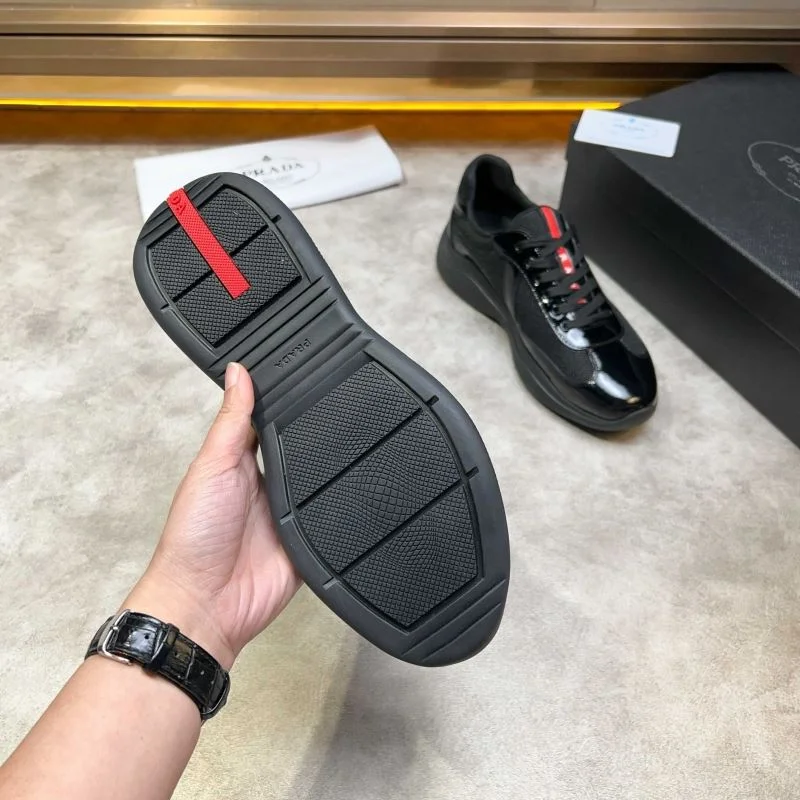 Vibrant Prada Low Shoes 35320