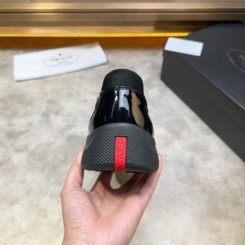 Vibrant Prada Low Shoes 35320