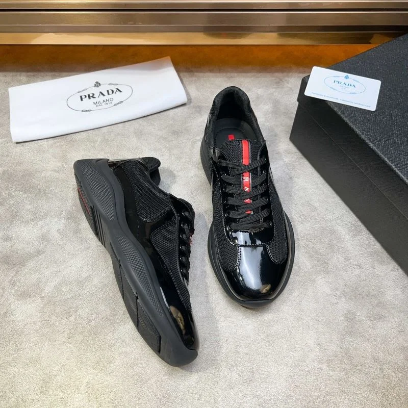 Vibrant Prada Low Shoes 35320