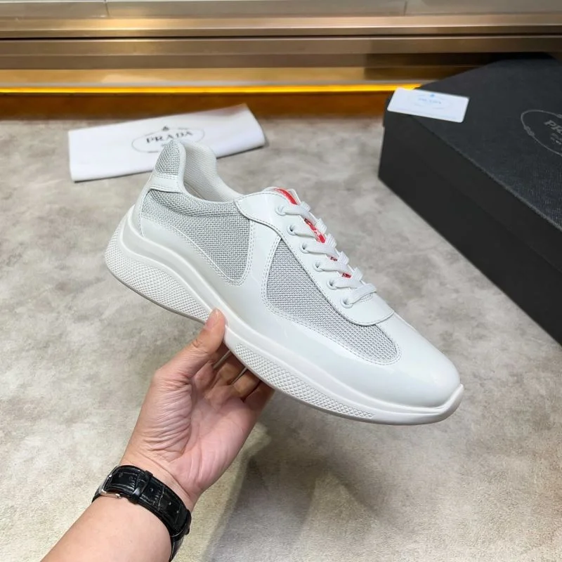 ComfortFit Prada Low Shoes 35317
