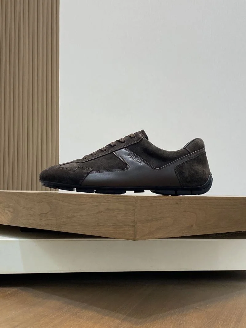 Prada Low Shoes GoAnywhere 35303