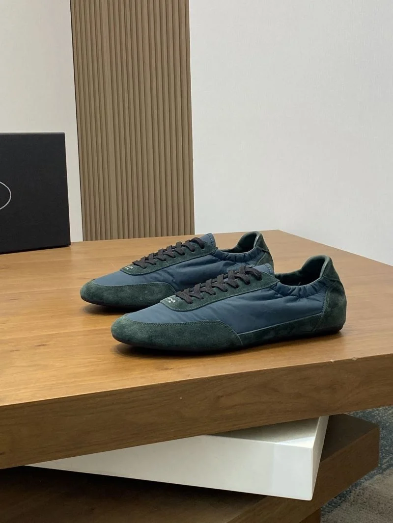 TechFriendly Prada Low Shoes 35311