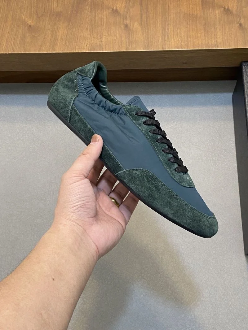 TechFriendly Prada Low Shoes 35311