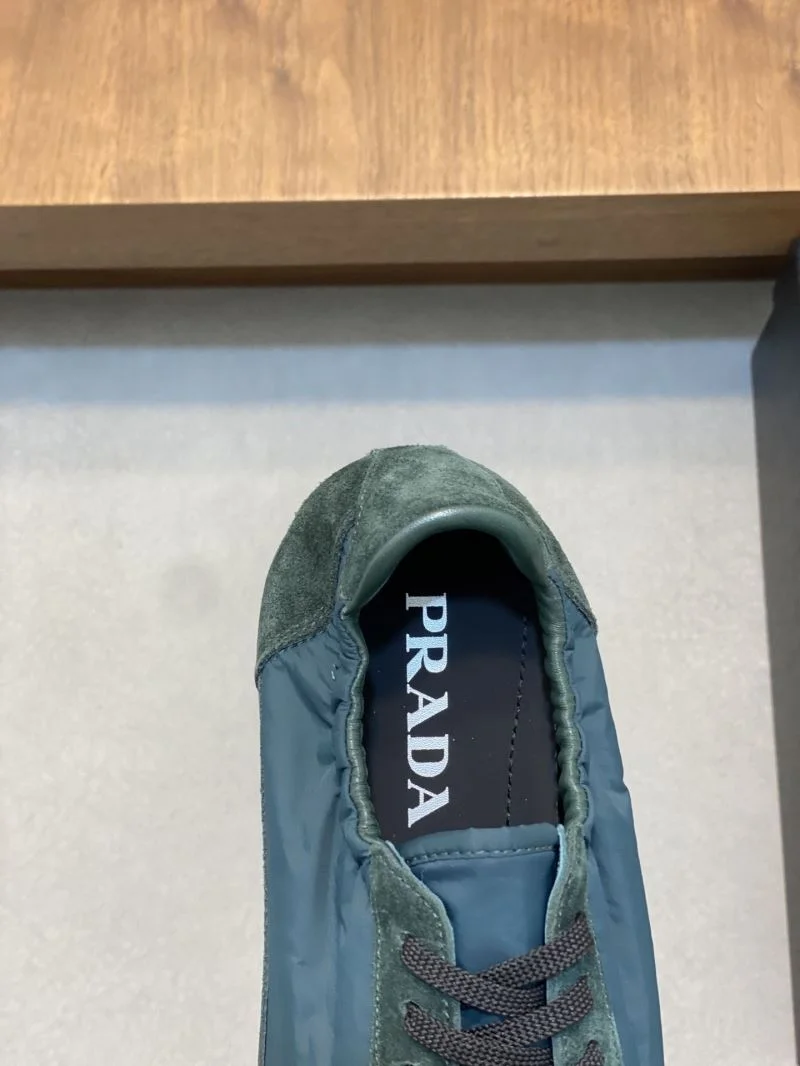 TechFriendly Prada Low Shoes 35311
