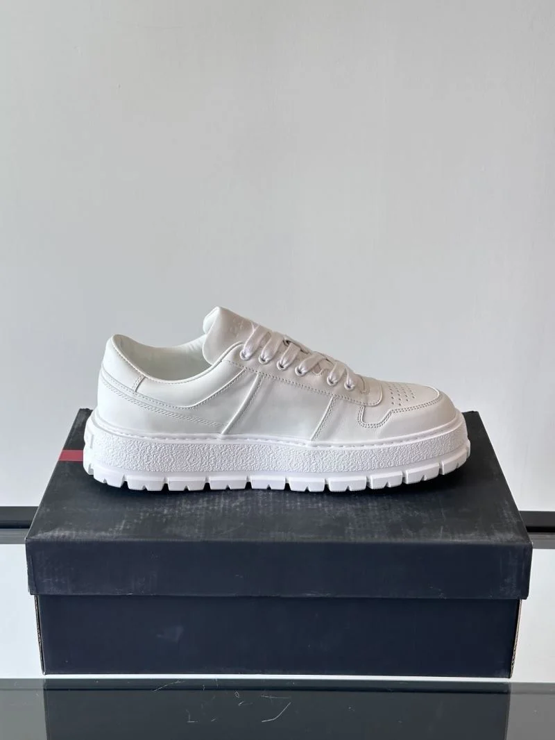 Prada Low Shoes Thermal 35302