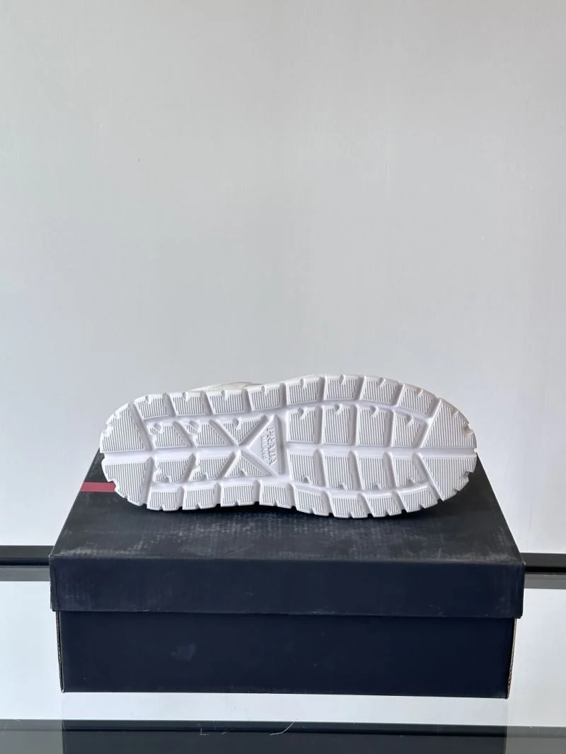 Prada Low Shoes Thermal 35302