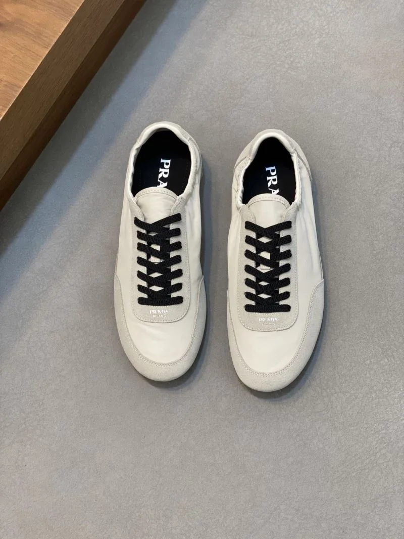 Prada Low Shoes Chic 35285