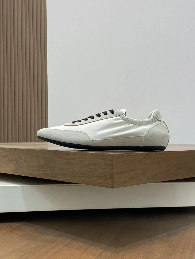 Prada Low Shoes Chic 35285