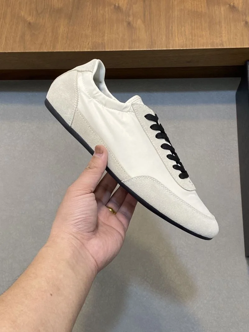 Prada Low Shoes Chic 35285