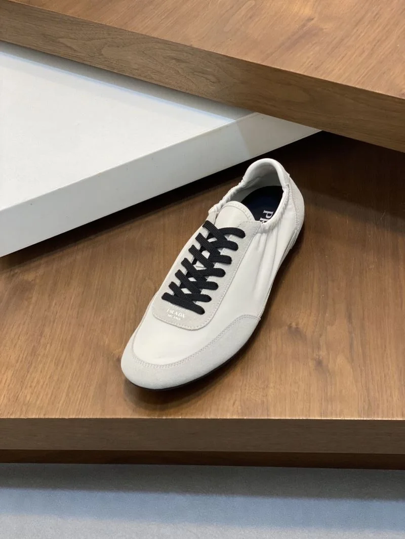 Prada Low Shoes Chic 35285