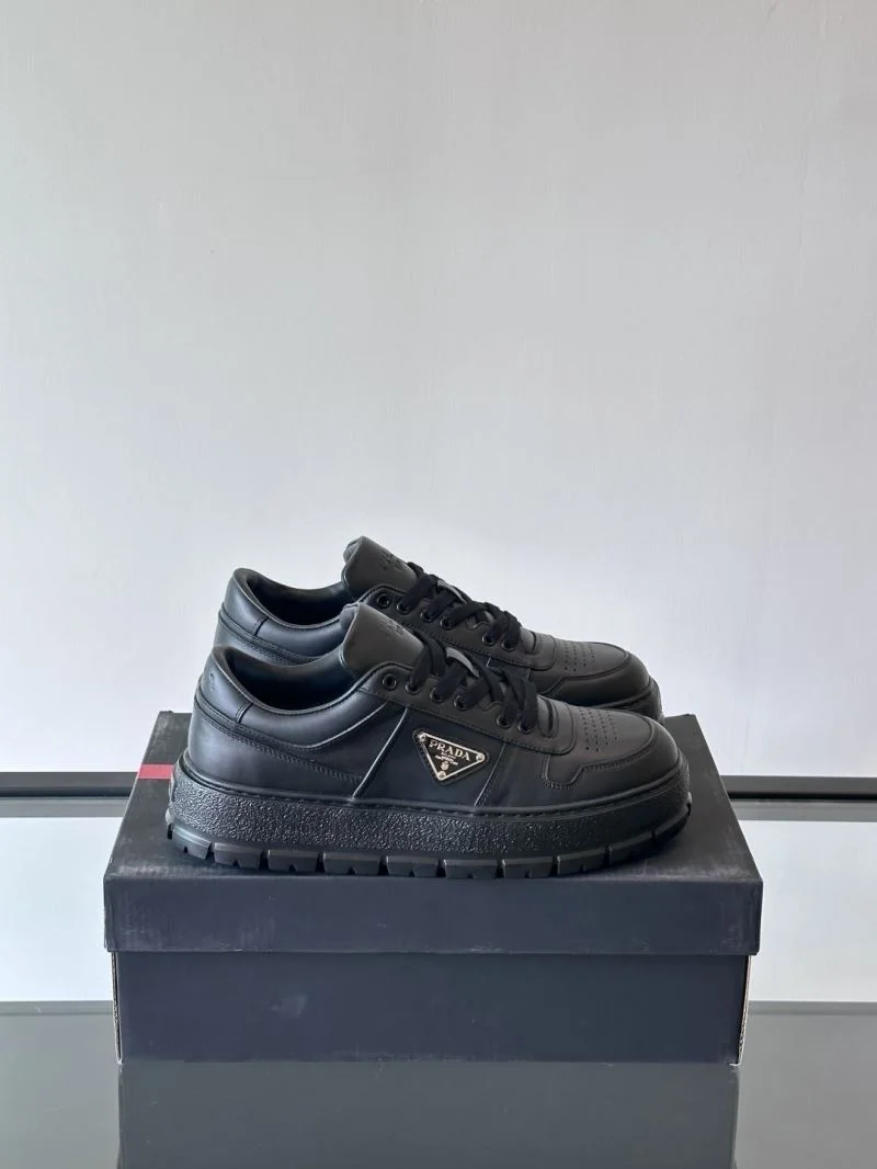 Sleek Prada Low Shoes 35298