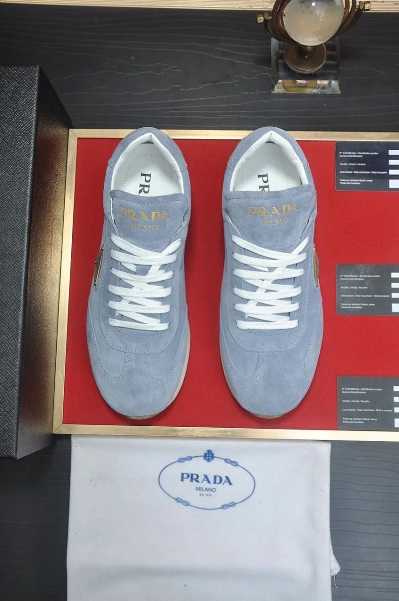 Tailored Prada Low Shoes 35295