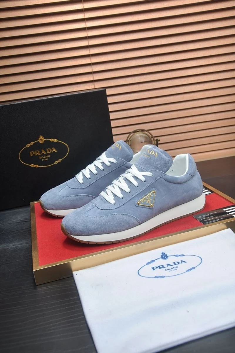 Tailored Prada Low Shoes 35295