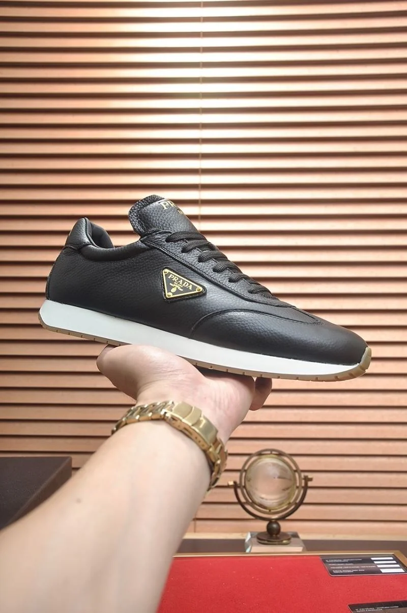 Prada Low Shoes Vibrant 35297