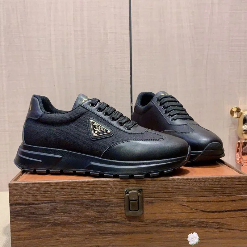 Prada Low Shoes Colorful 35288