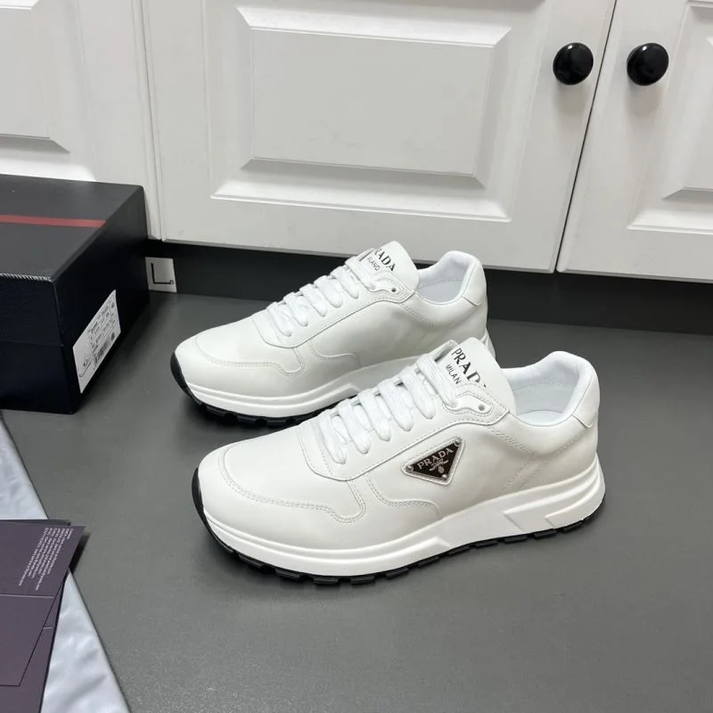 Modern Prada Low Shoes 35268