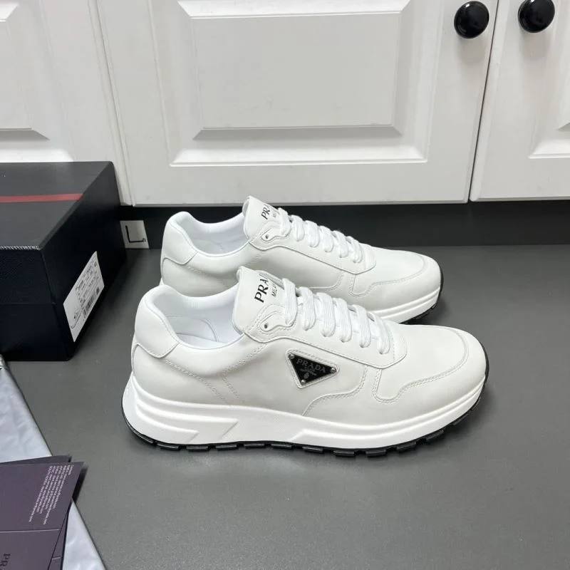 Modern Prada Low Shoes 35268