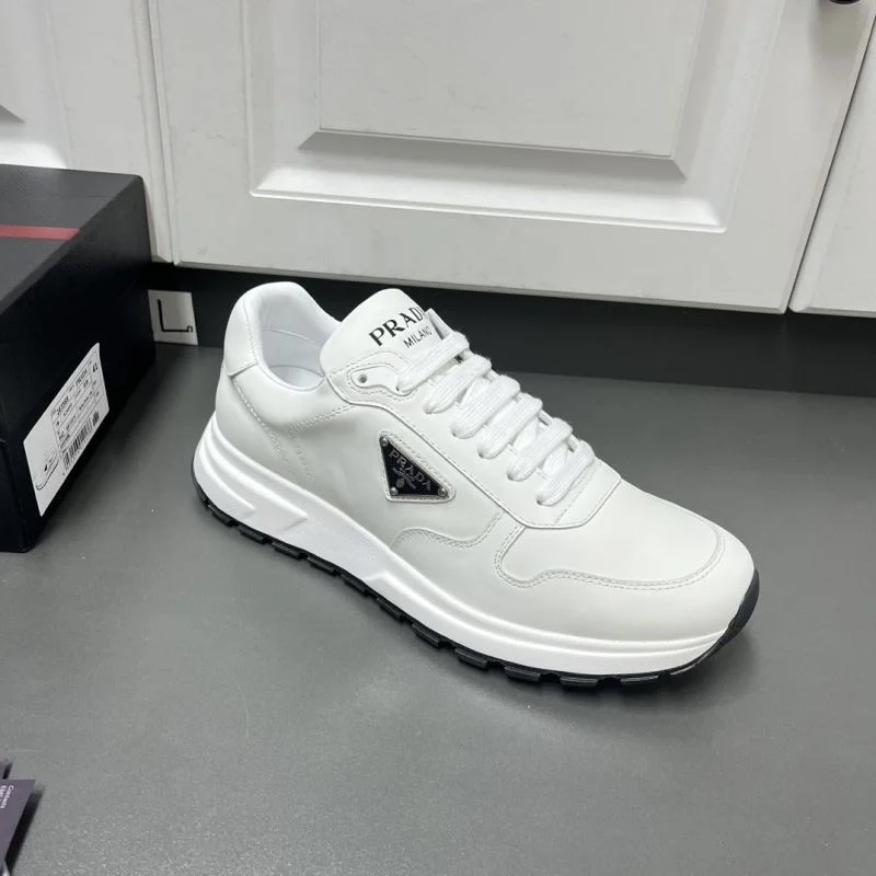 Modern Prada Low Shoes 35268