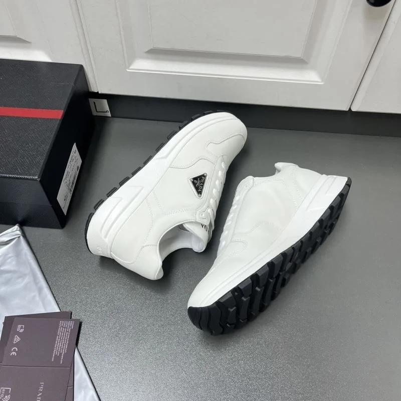 Modern Prada Low Shoes 35268