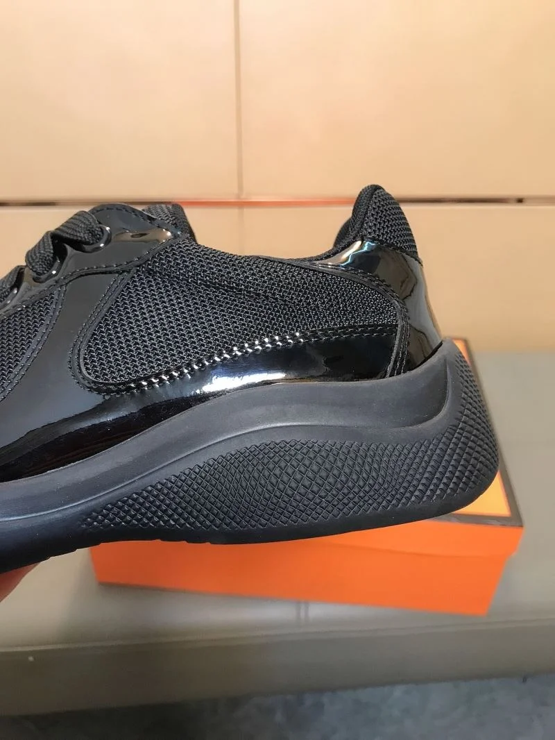 ComfortFit Prada Low Shoes 35287