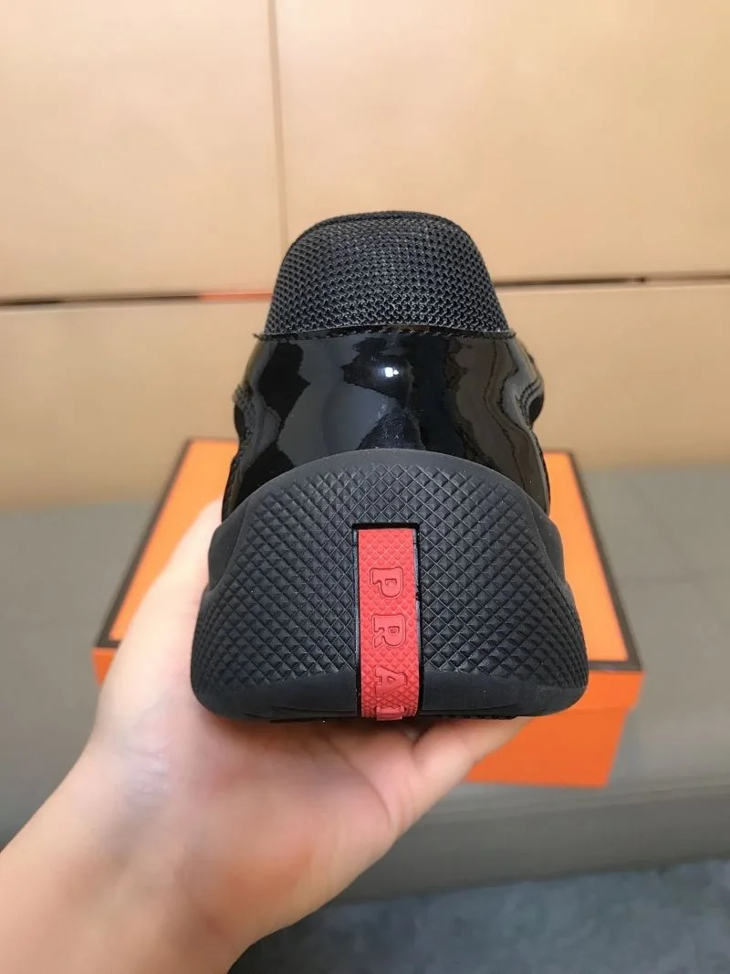 ComfortFit Prada Low Shoes 35287