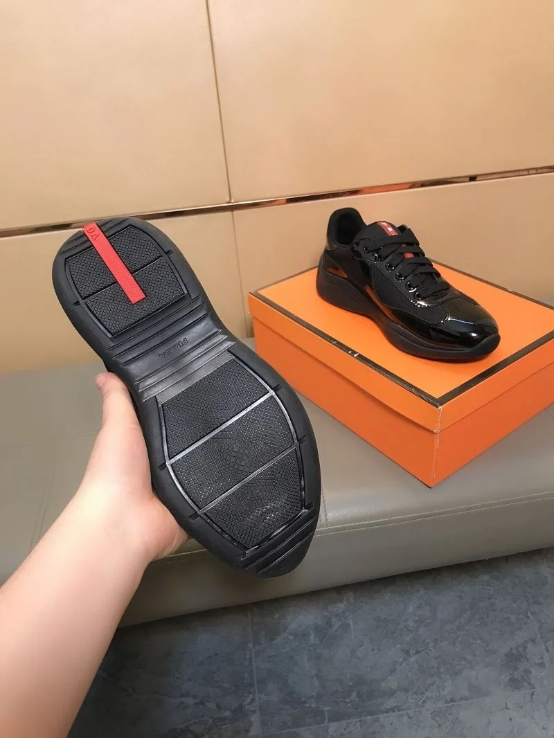 ComfortFit Prada Low Shoes 35287