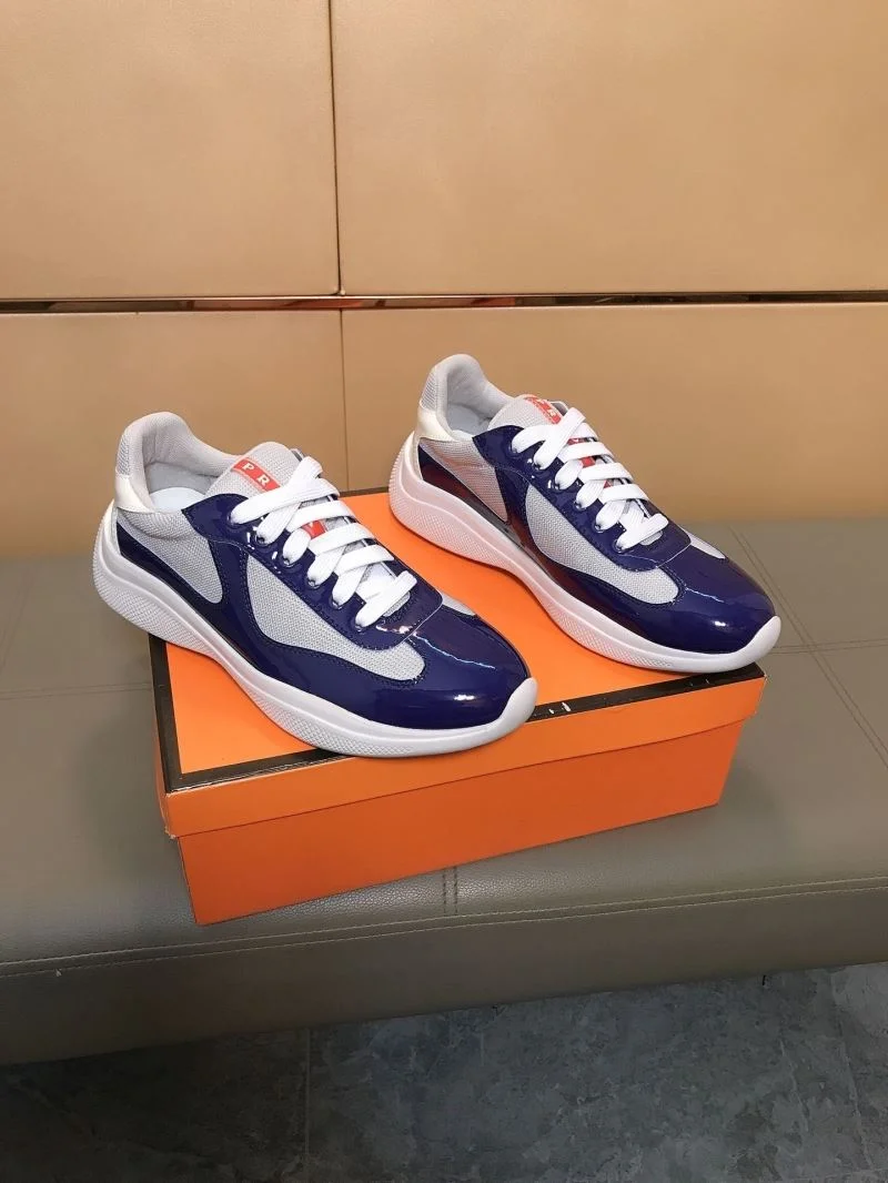 Minimalist Prada Low Shoes 35281