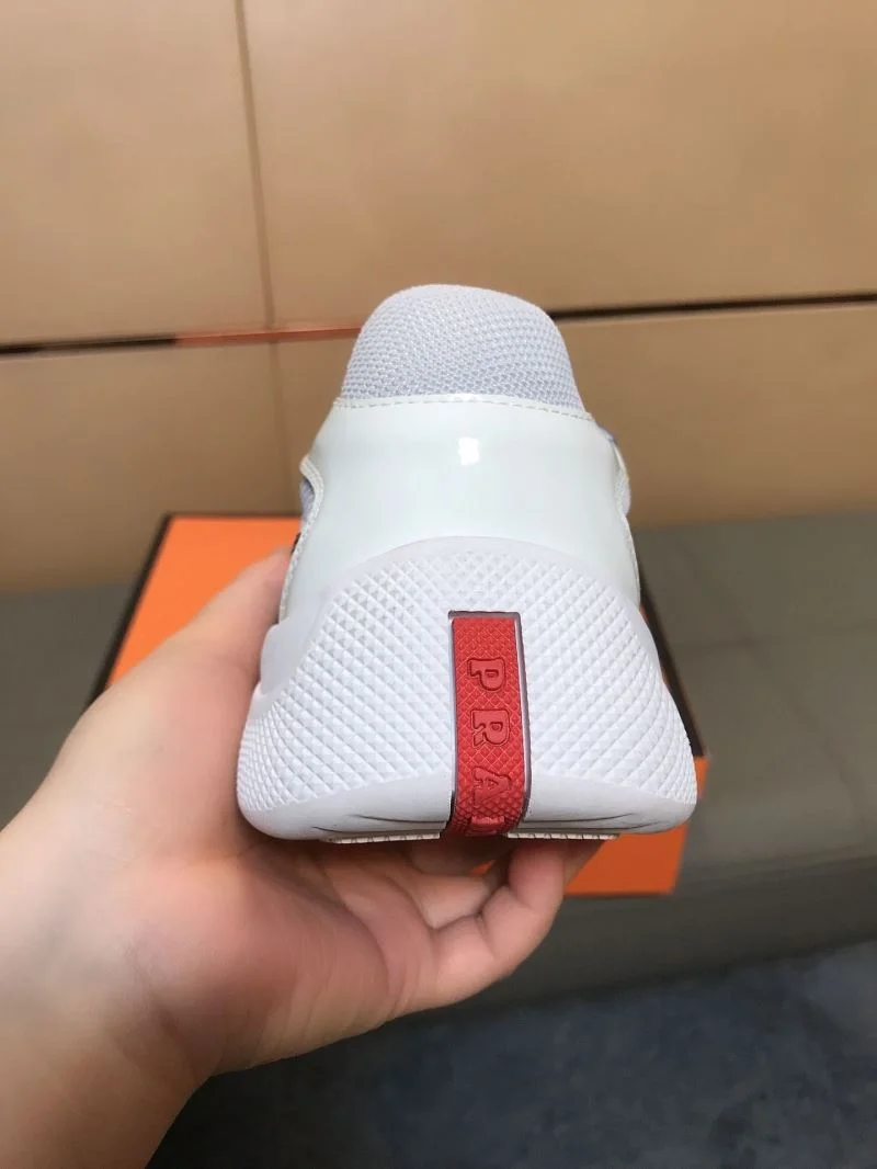 Minimalist Prada Low Shoes 35281